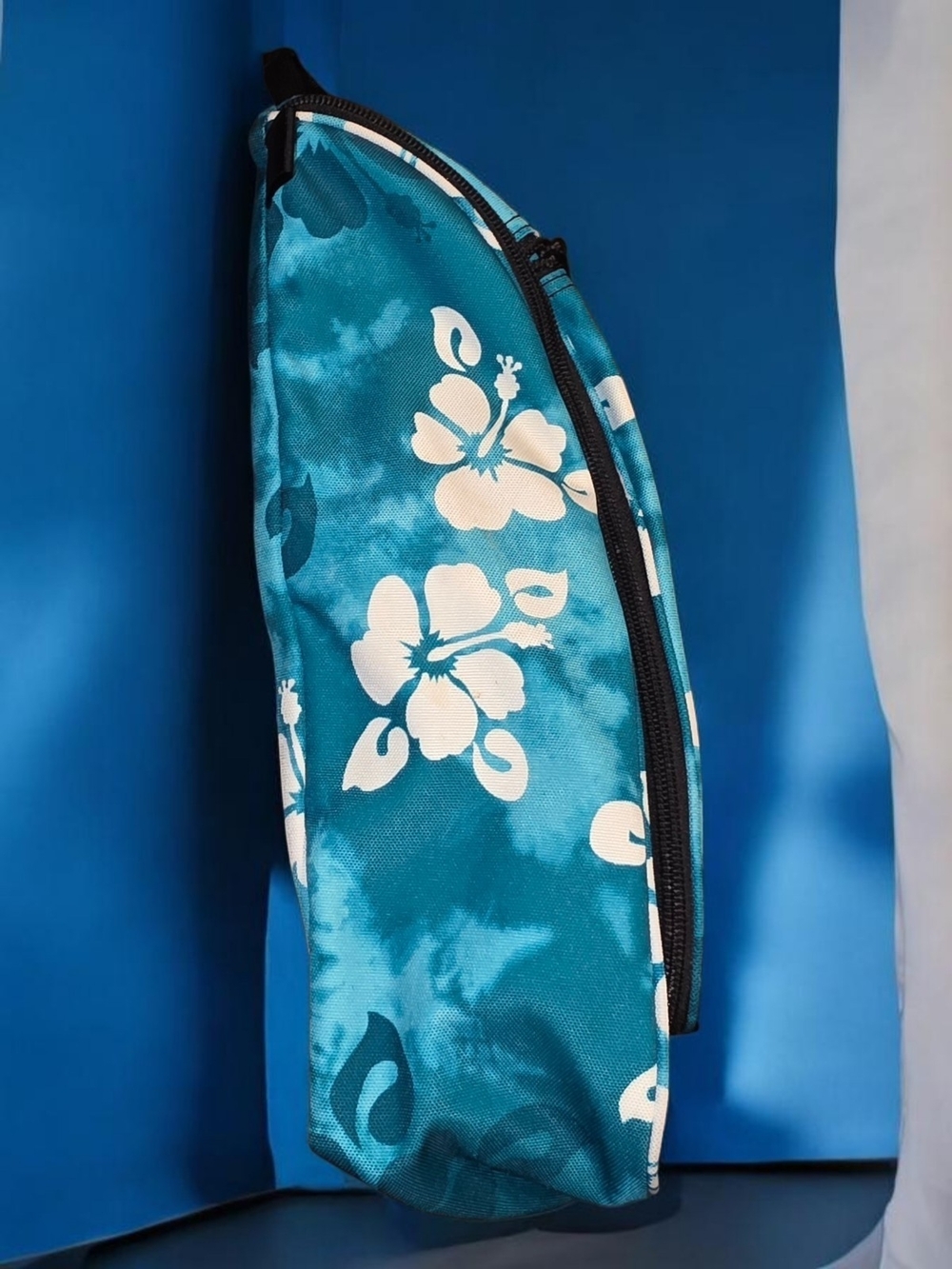 L.L. Bean Teal Floral Travel Backpack with White Accents - Picture 6 of 6